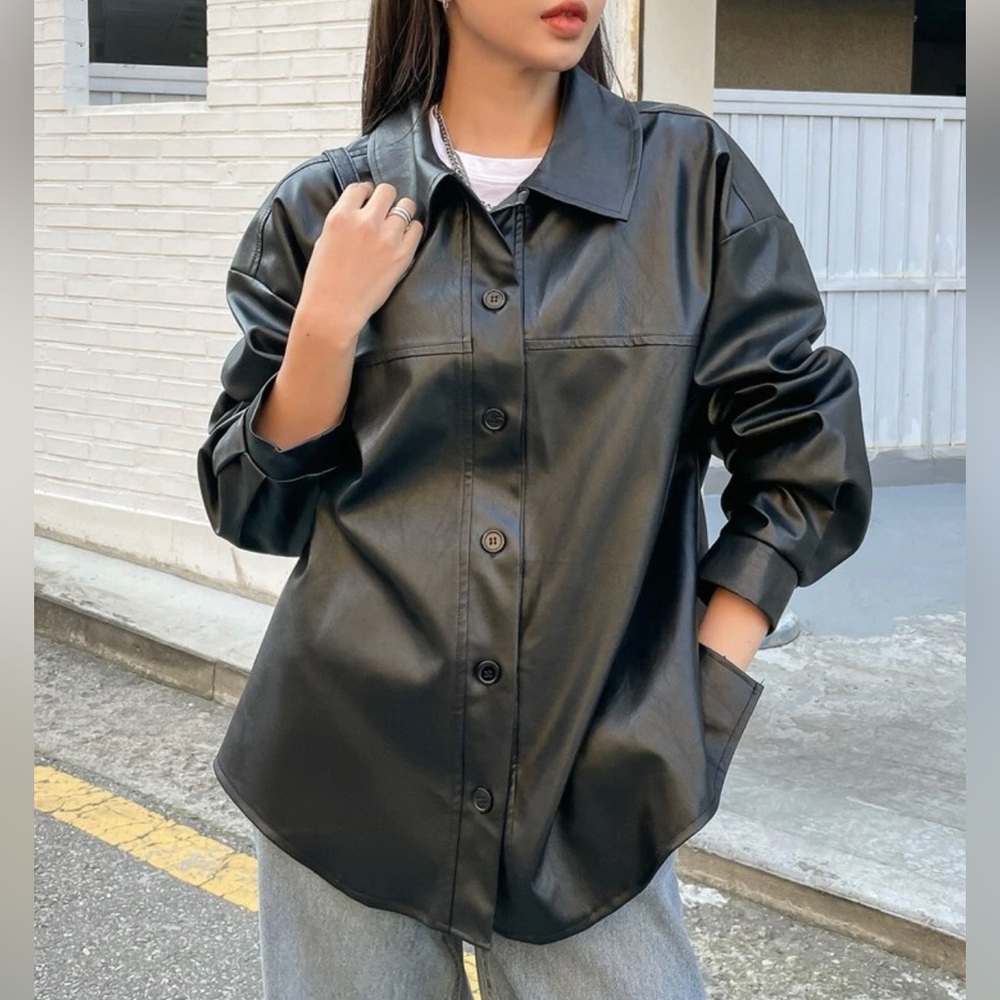 Brand: Shein
Size: M
Color: Black